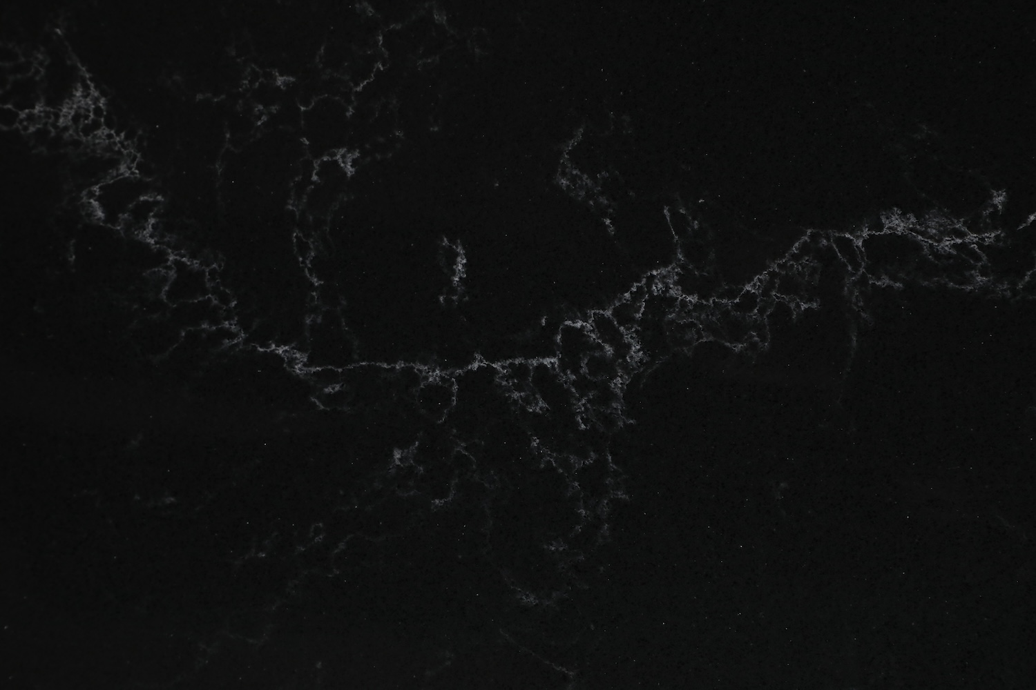 5851 Marquina Mist